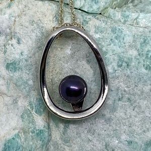 Vantel Pearls Peaceful Moments Necklace